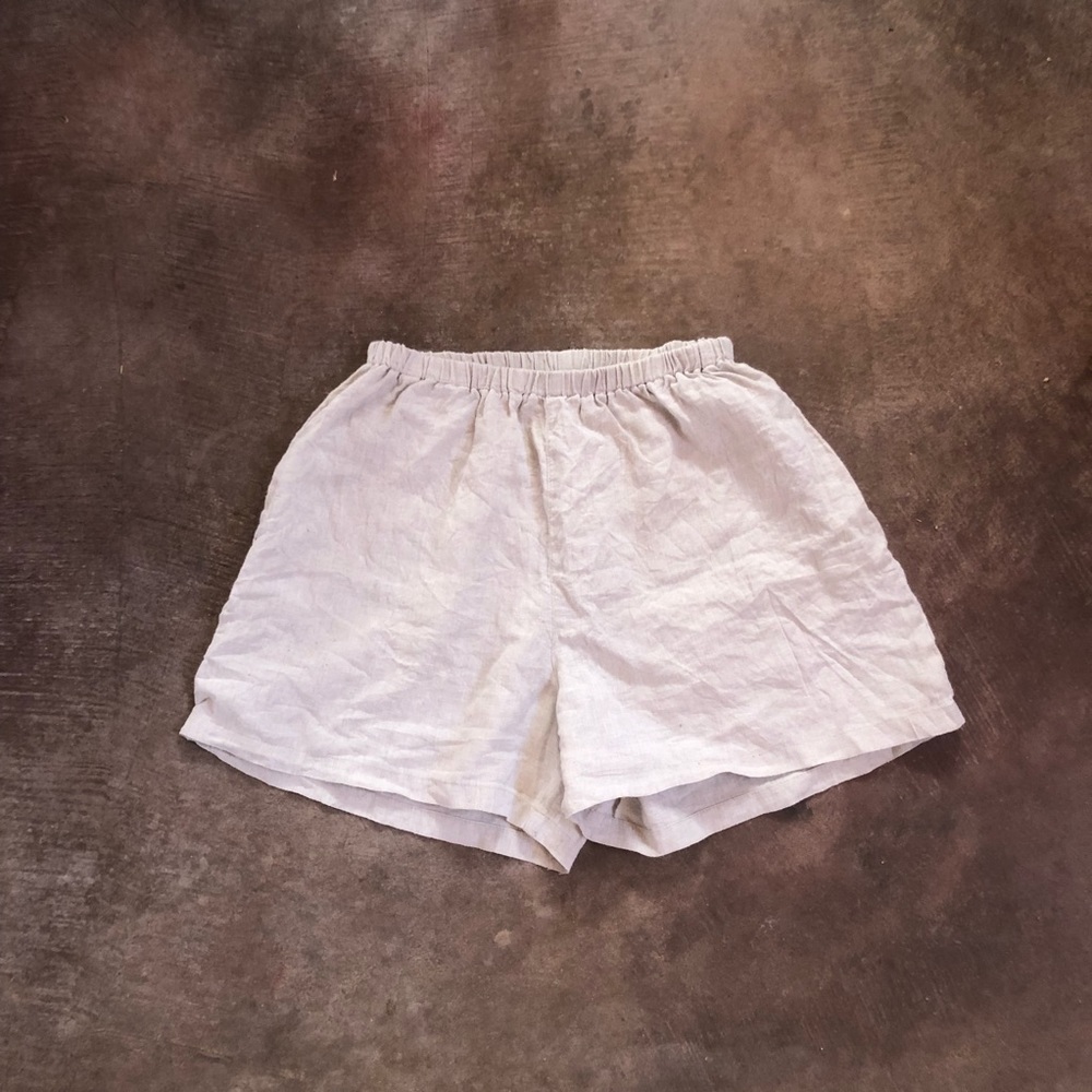 Never worn, Undyed natural linen lounge shorts
